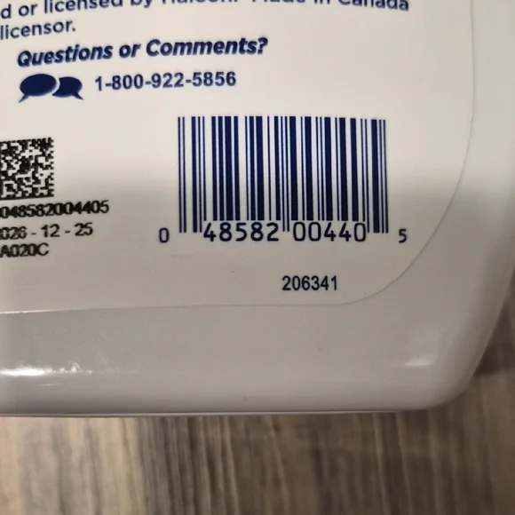 Fresh Mint Oral Rinse - White and Blue - Picture 10 of 10